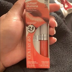 COVERGIRL 24 HR LIP COLOR